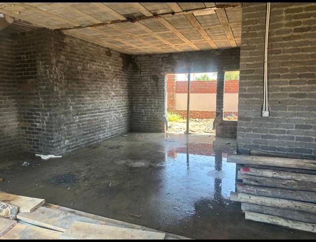 3 BEDROOM SECTIONAL TITLE FOR SALE IN WATERVAL EAST